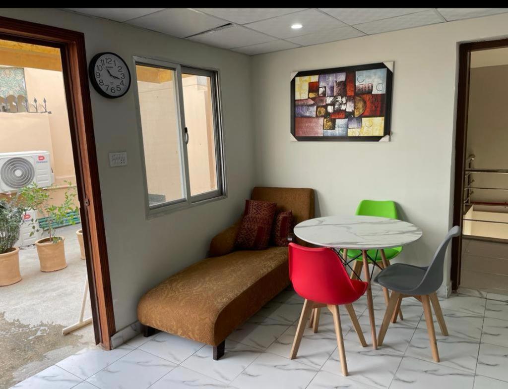 Marine Tower Apartamento Rawalpindi Exterior foto
